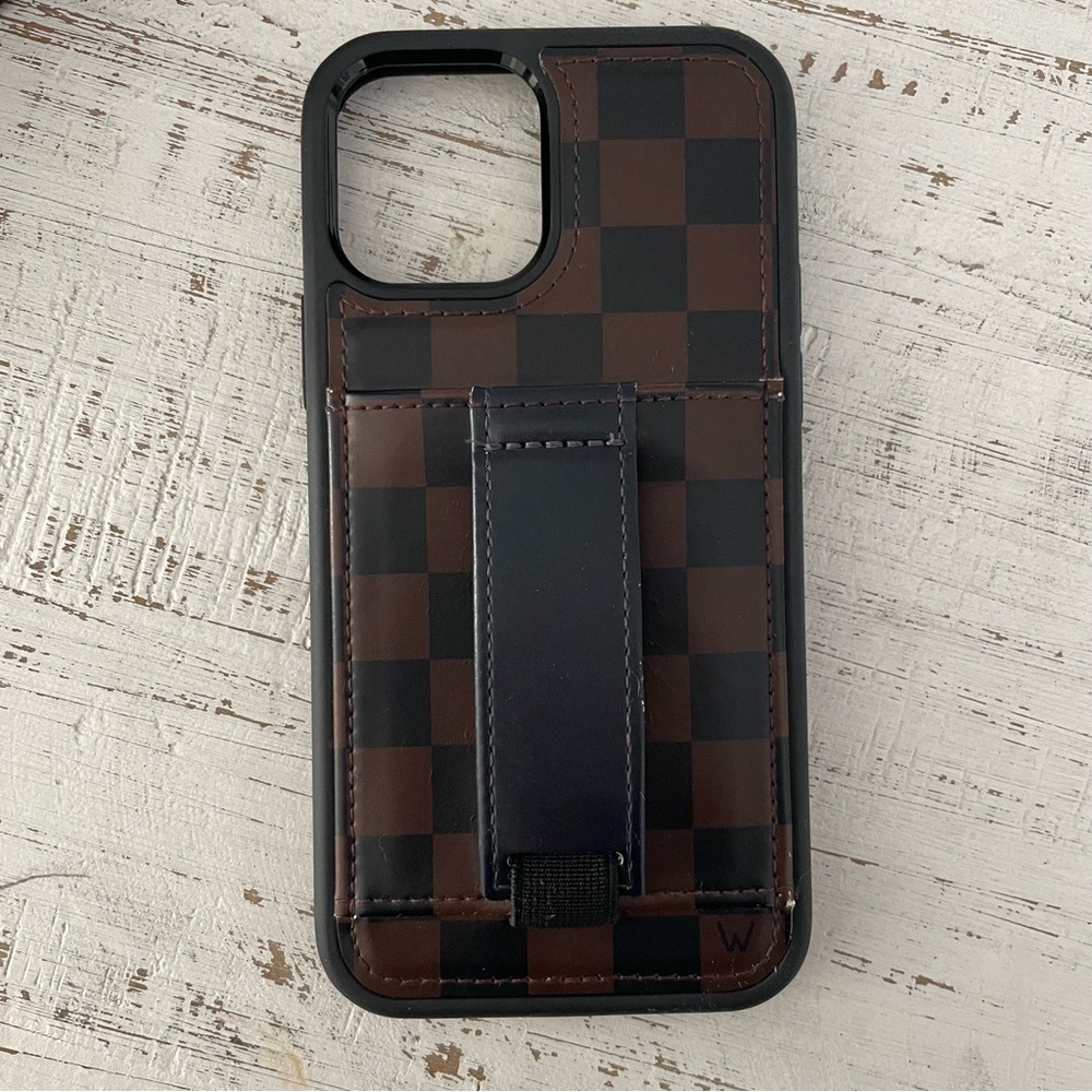 iPhone 12/12 pro Walli case